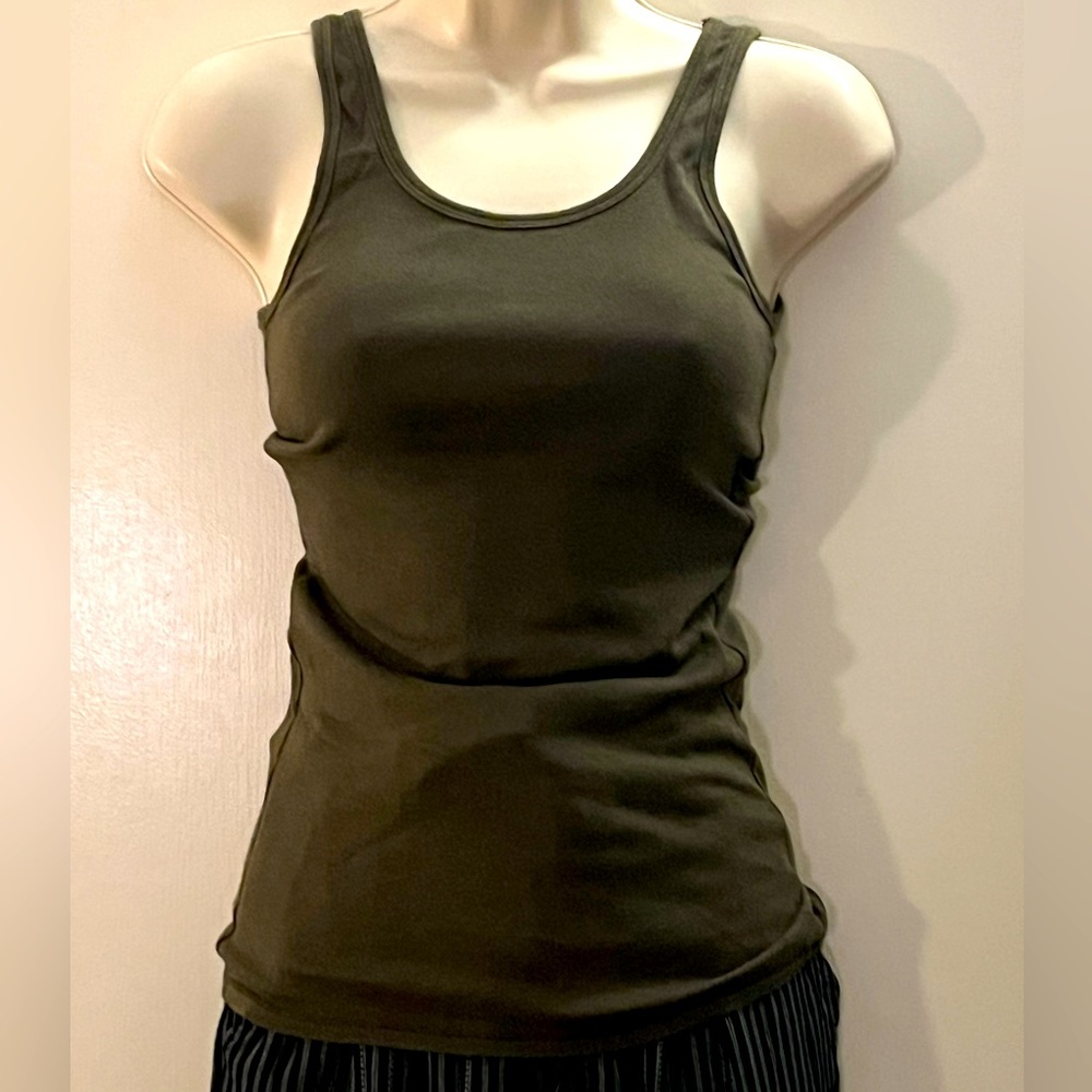 Army green tank.